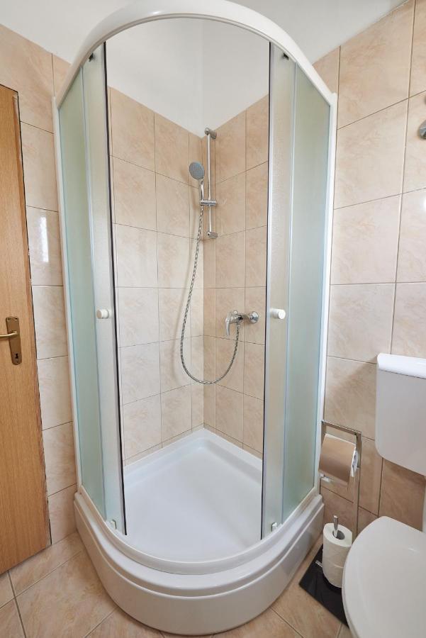 רוגוזניצה Apartments Lumi מראה חיצוני תמונה